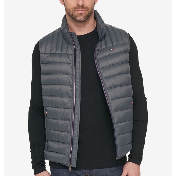Tommy Hilfiger
Men's Quilted Vest size medium new with tags - Picture 7 of 15